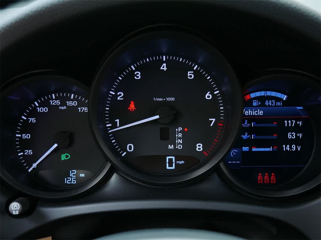 Thumbnail: 2026 Porsche Macan - 24