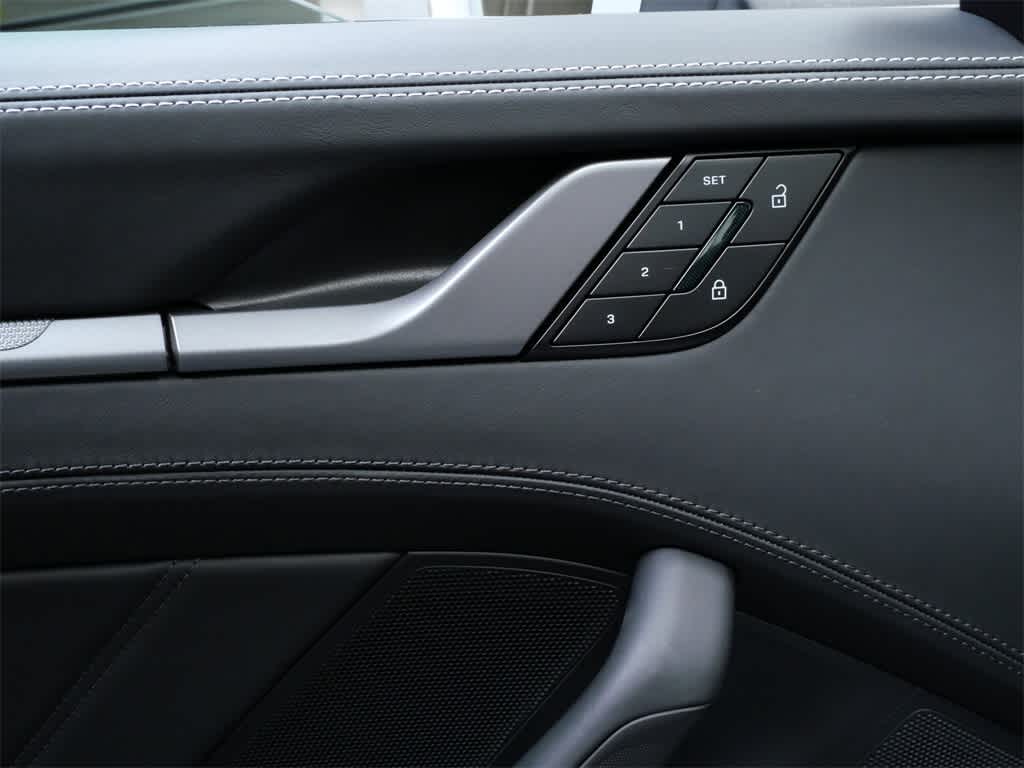 Thumbnail: 2026 Porsche 911 - 13