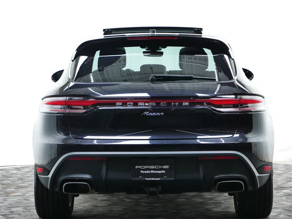 2025 Porsche Macan  6