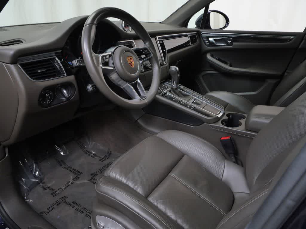 Thumbnail: 2018 Porsche Macan - 4