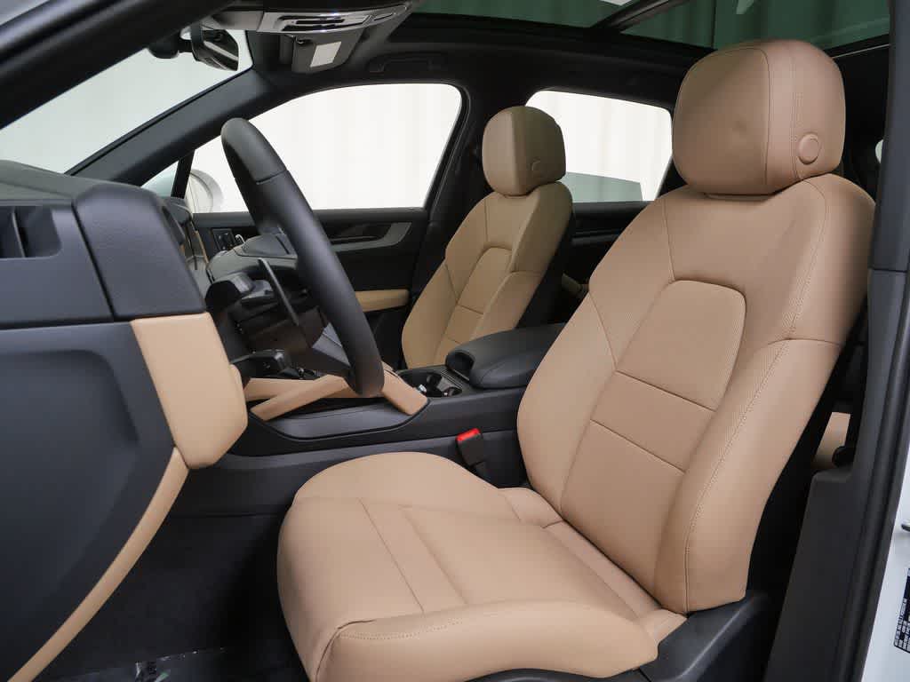 Thumbnail: 2026 Porsche Cayenne - 5