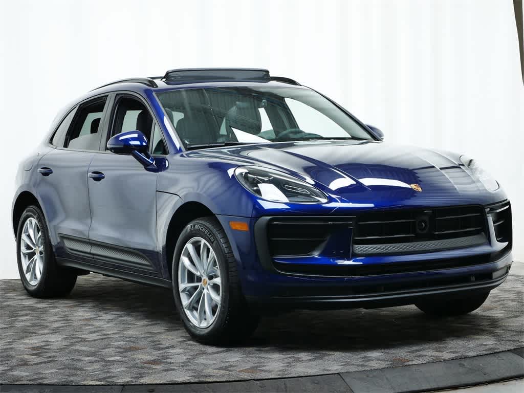 Thumbnail: 2025 Porsche Macan - 9