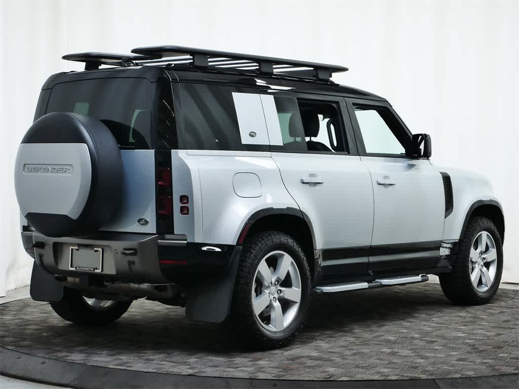 Thumbnail: 2023 Land Rover Defender - 7