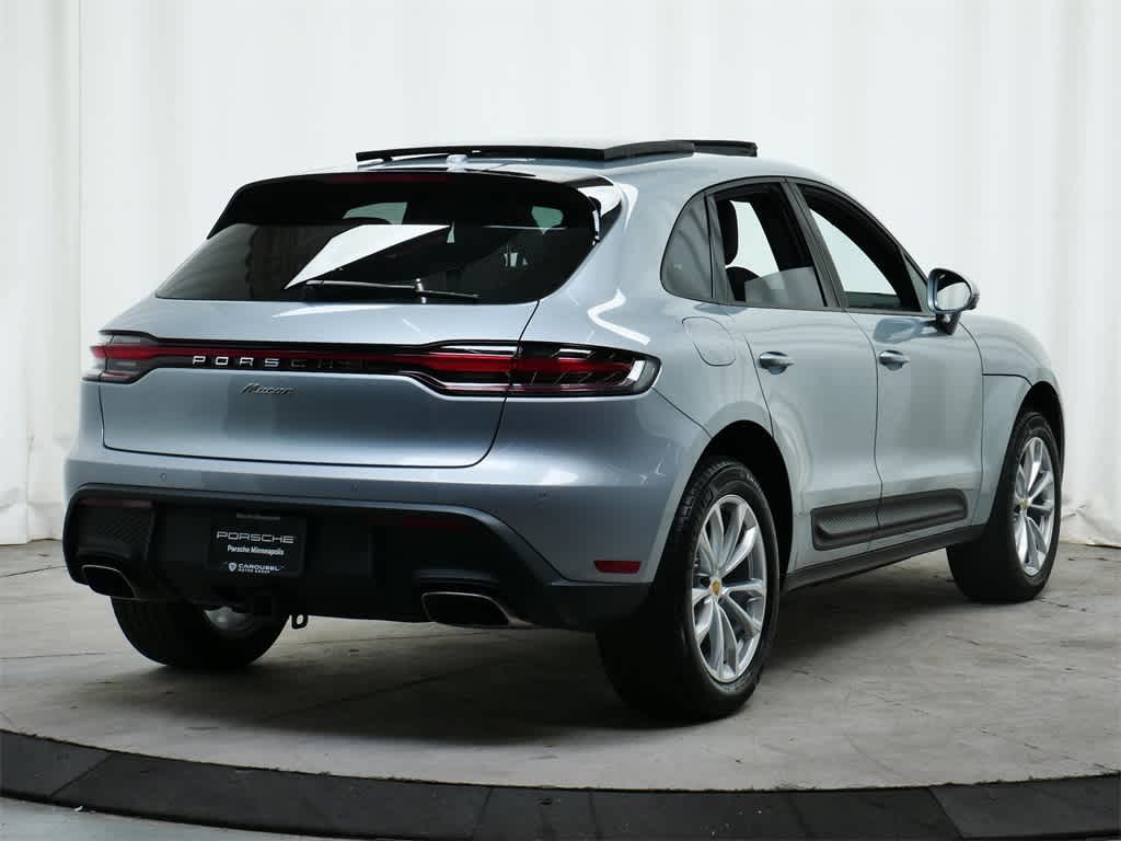 2025 Porsche Macan  7