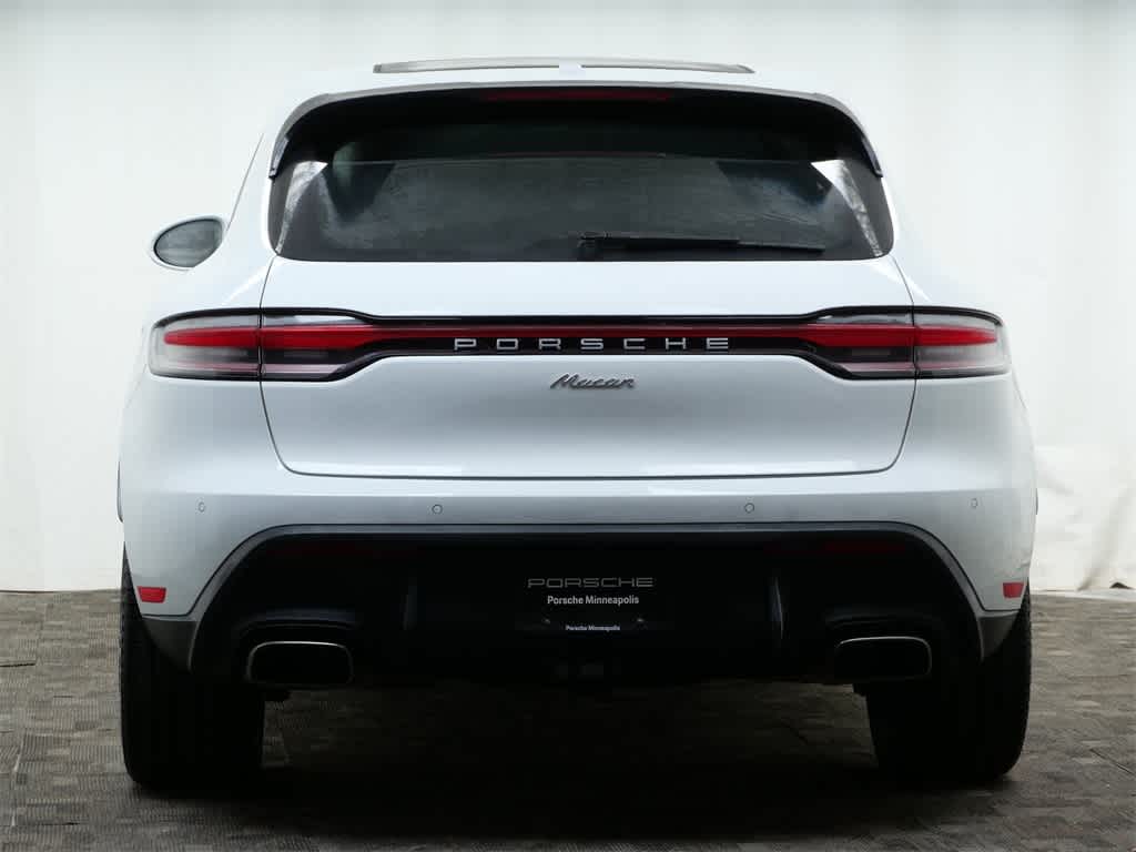 Thumbnail: 2025 Porsche Macan - 6