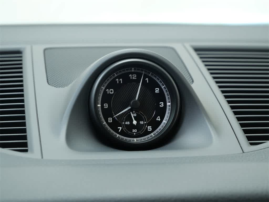 Thumbnail: 2026 Porsche Macan - 25