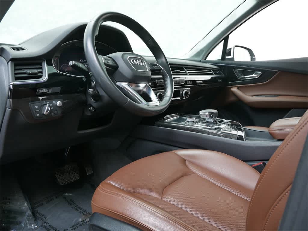 Thumbnail: 2019 Audi Q7 - 2