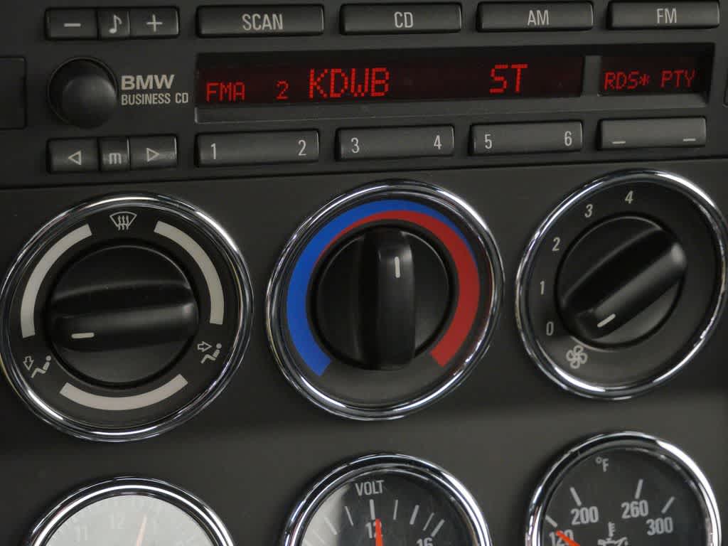 Thumbnail: 2000 BMW Z3 - 21