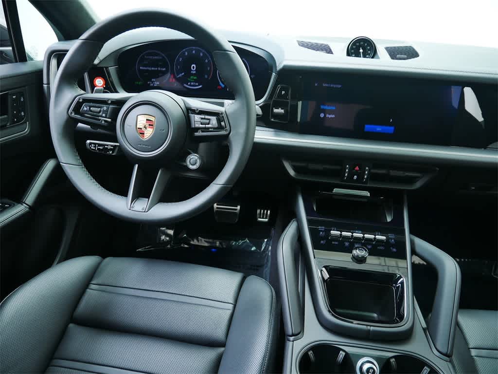 Thumbnail: 2025 Porsche Cayenne - 17