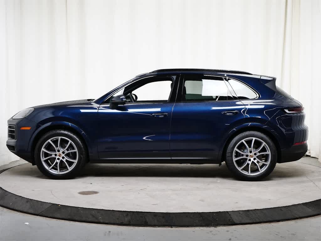 Thumbnail: 2025 Porsche Cayenne - 2