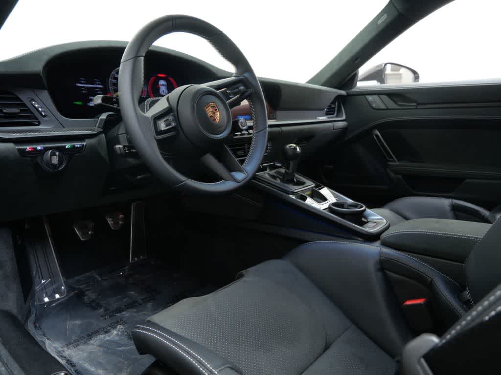 Thumbnail: 2026 Porsche 911 - 4