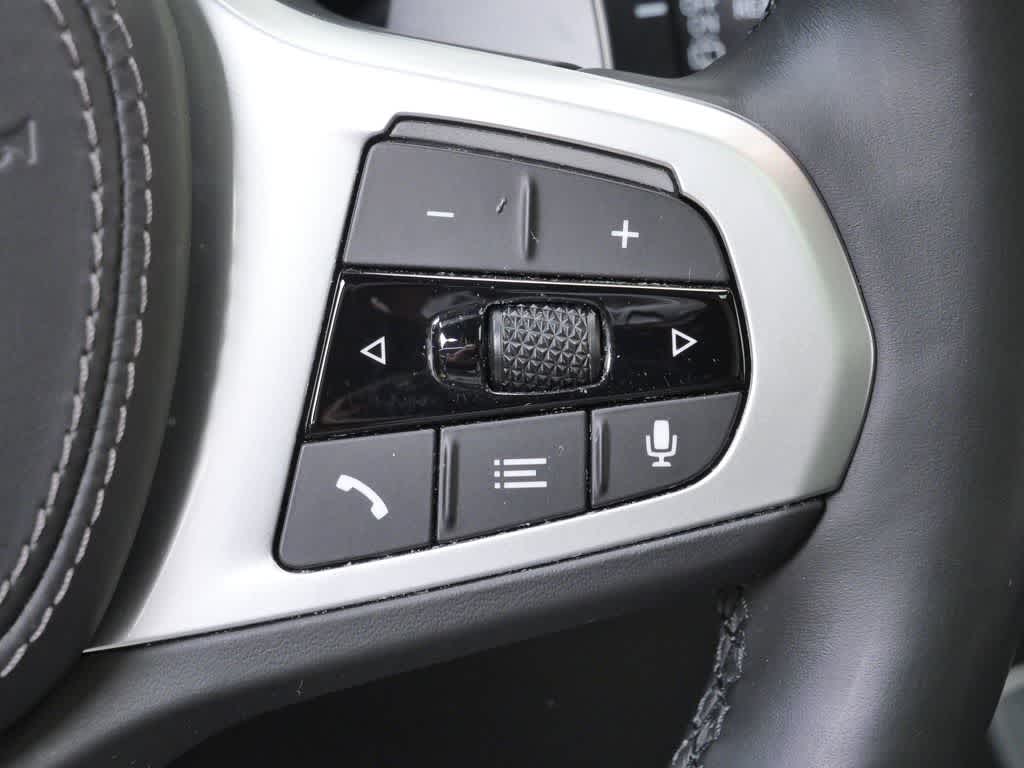 Thumbnail: 2021 BMW X5 - 20