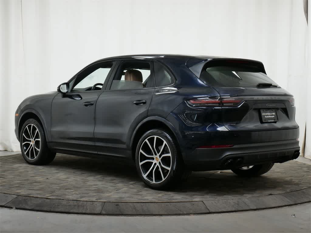Thumbnail: 2023 Porsche Cayenne - 3