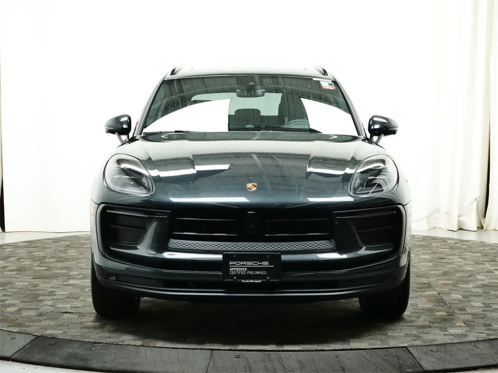 Thumbnail: 2025 Porsche Macan - 10