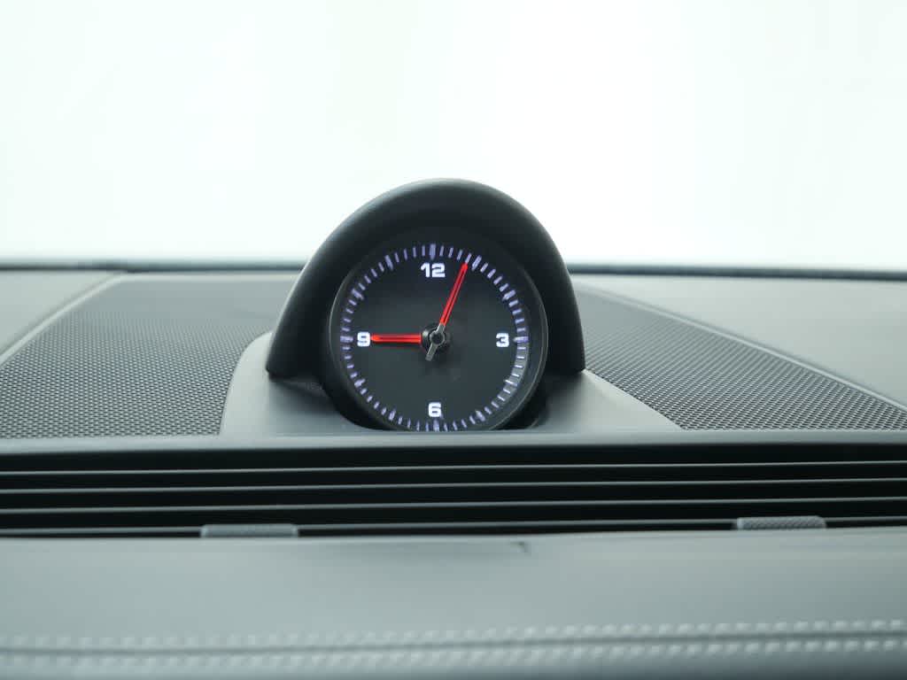 Thumbnail: 2017 Porsche Panamera - 29