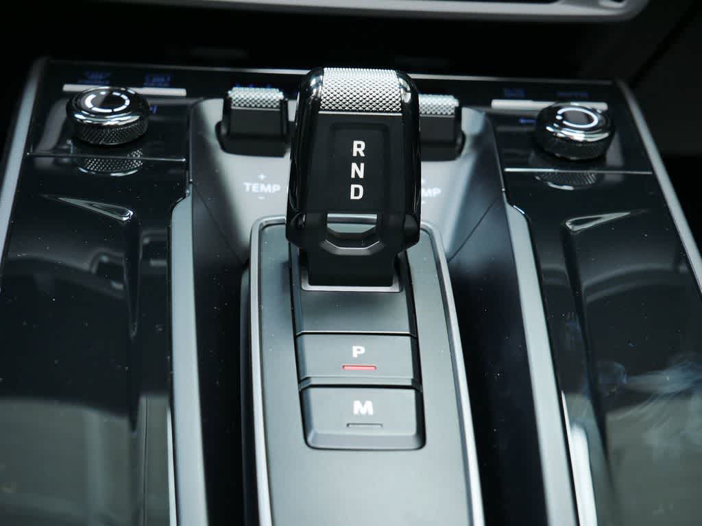 Thumbnail: 2026 Porsche 911 - 23