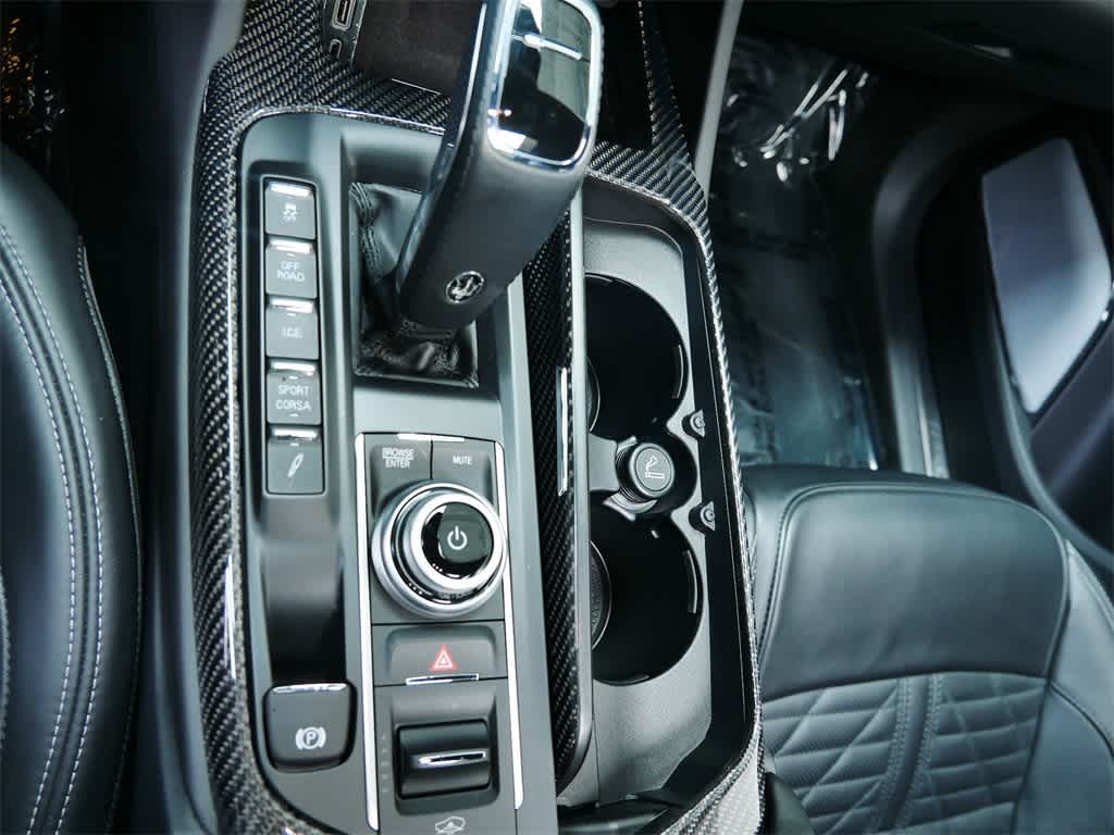 Thumbnail: 2022 Maserati Levante - 19