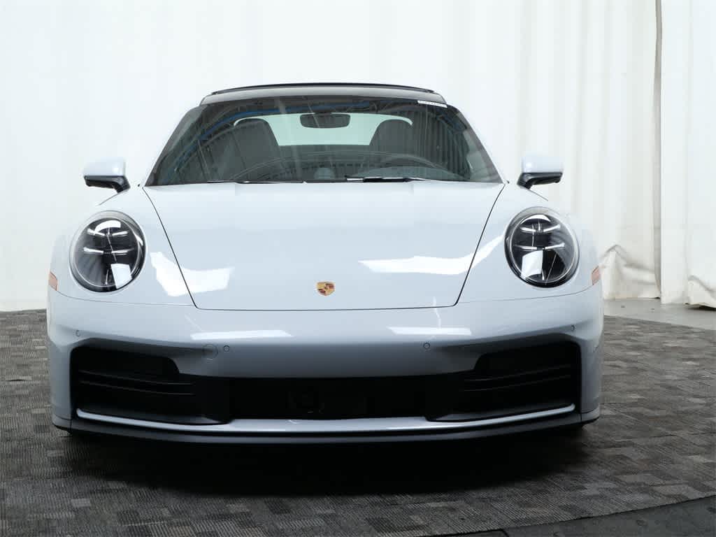 Thumbnail: 2026 Porsche 911 - 10