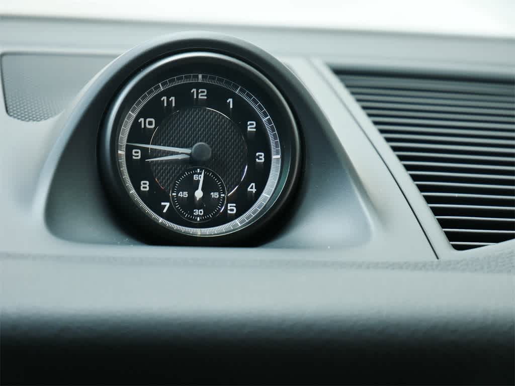 Thumbnail: 2026 Porsche Macan - 26