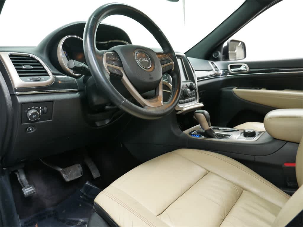 Thumbnail: 2017 Jeep Grand Cherokee - 4