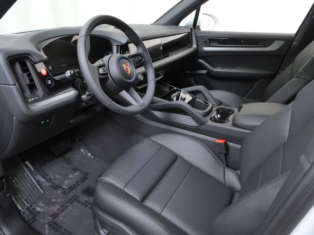 Thumbnail: 2026 Porsche Cayenne - 4