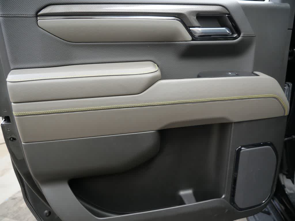 Thumbnail: 2023 Chevrolet Silverado 1500 - 15