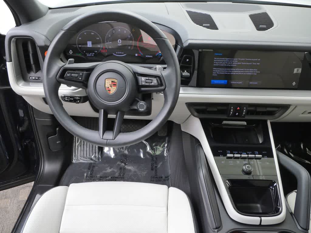 Thumbnail: 2025 Porsche Cayenne - 16