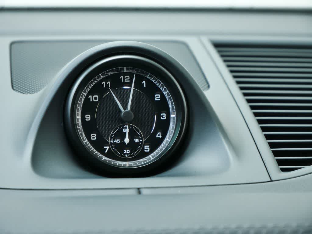 Thumbnail: 2026 Porsche Macan - 22