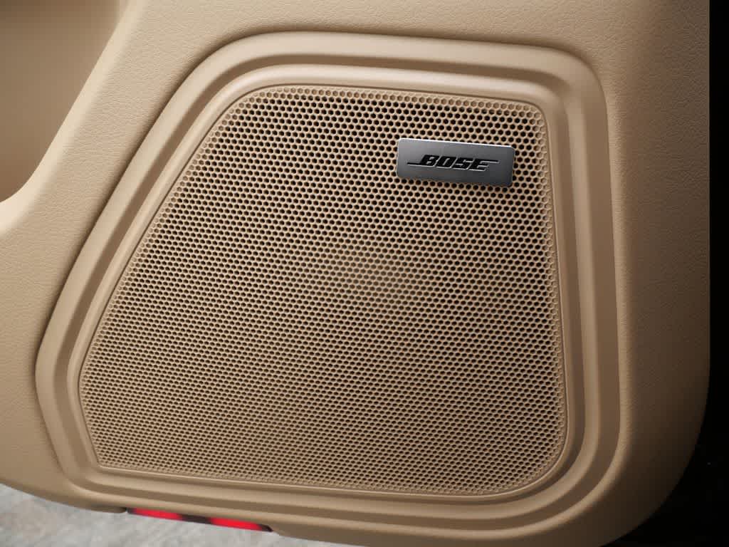 Thumbnail: 2025 Porsche Macan - 16