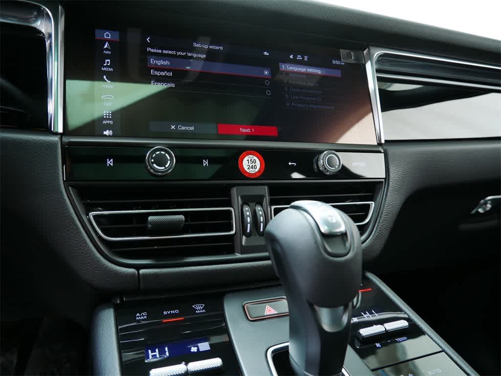 Thumbnail: 2026 Porsche Macan - 26