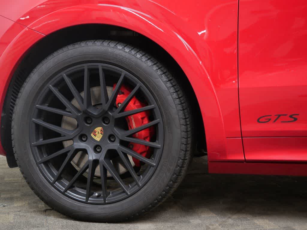 Thumbnail: 2023 Porsche Cayenne - 11