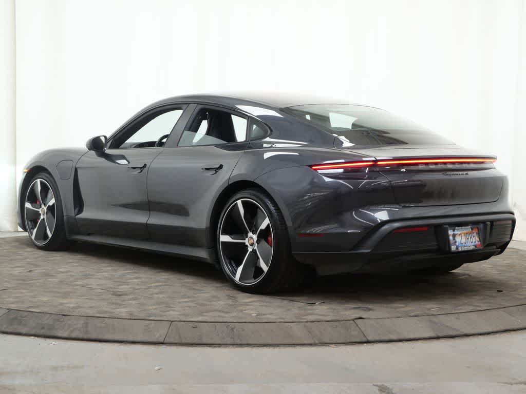 Thumbnail: 2021 Porsche Taycan - 3