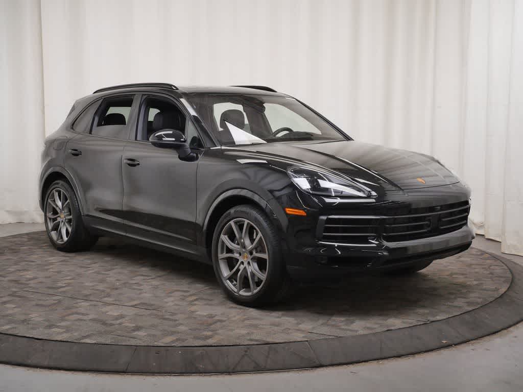 Thumbnail: 2023 Porsche Cayenne - 9