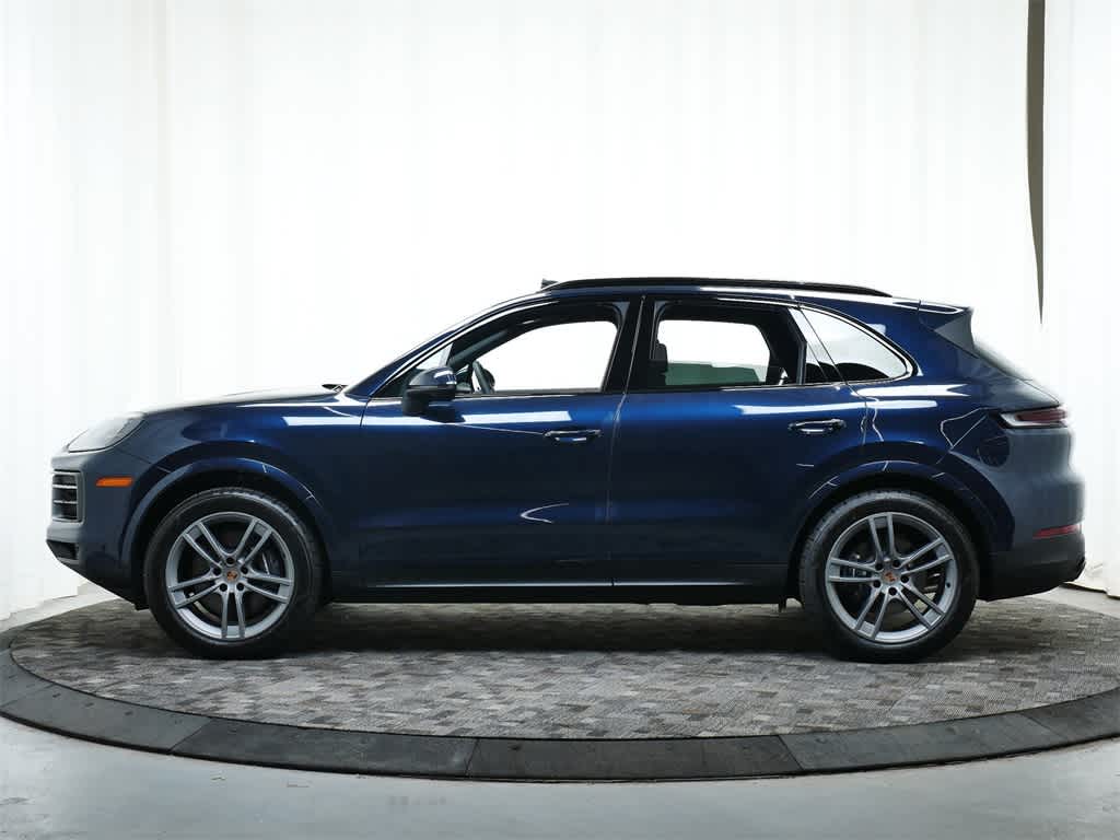 Thumbnail: 2025 Porsche Cayenne - 2