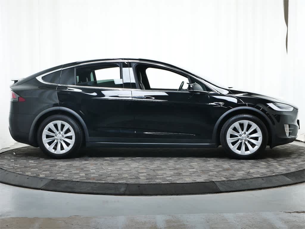 Thumbnail: 2019 Tesla Model X - 8