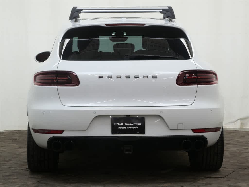 Thumbnail: 2015 Porsche Macan - 6