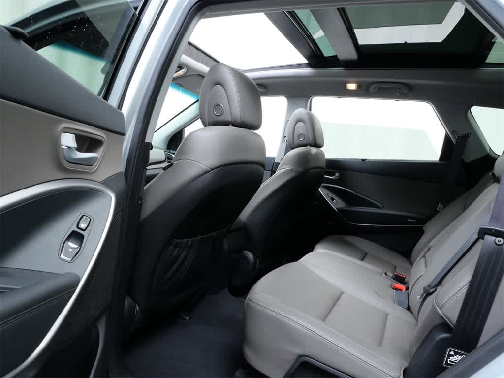 Thumbnail: 2015 Hyundai Santa Fe - 11