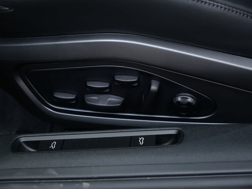 Thumbnail: 2026 Porsche 911 - 12