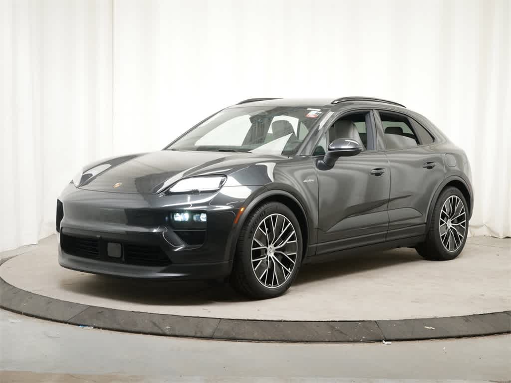 Thumbnail: 2024 Porsche Macan - 1
