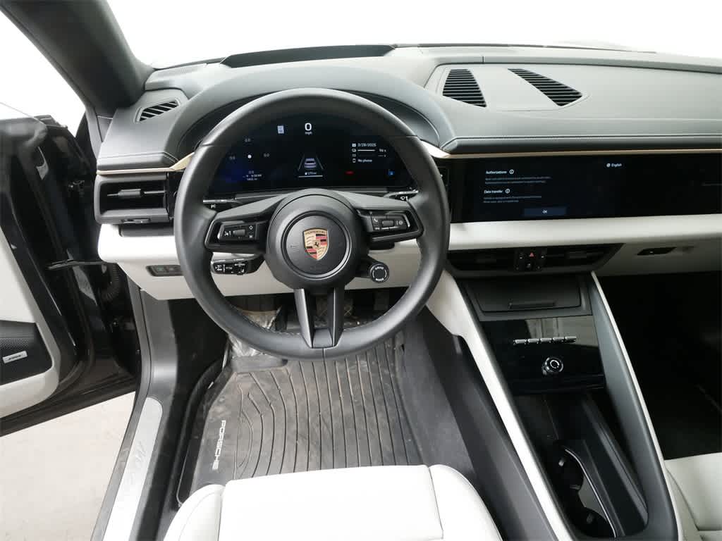 Thumbnail: 2024 Porsche Macan - 14