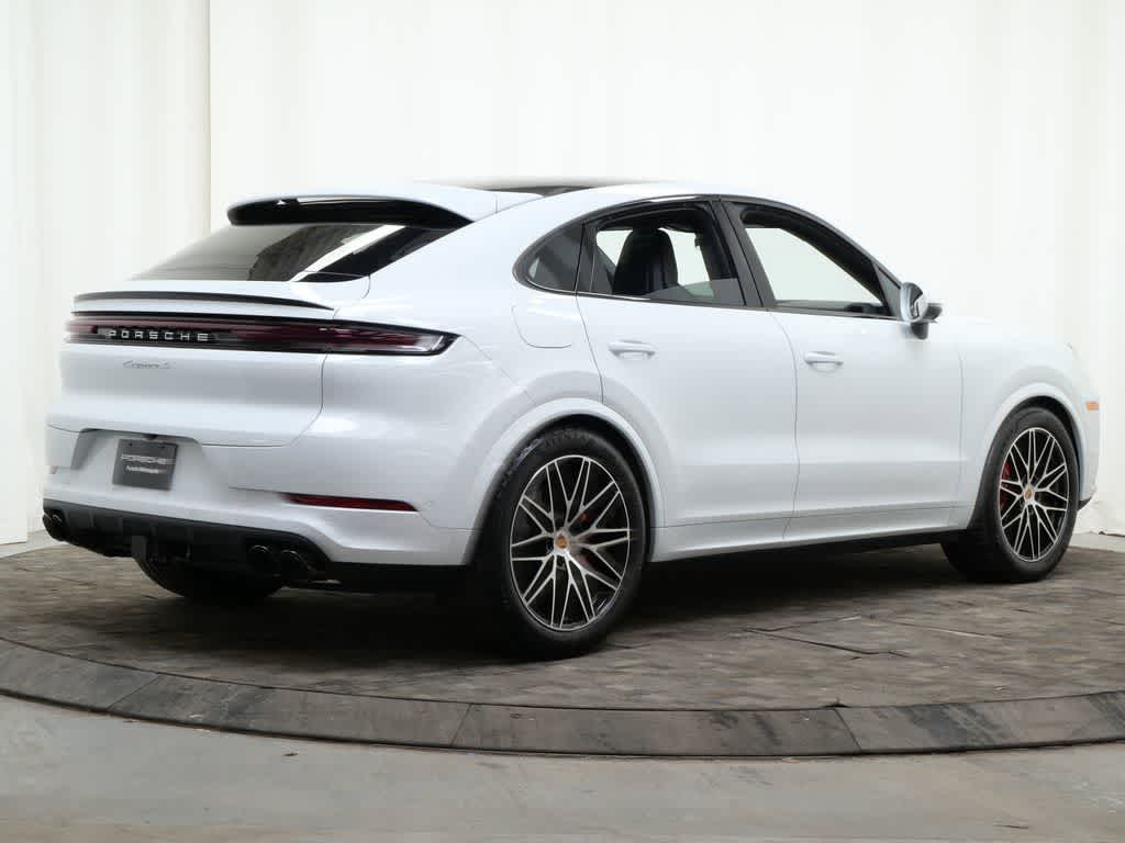 Thumbnail: 2026 Porsche Cayenne - 7