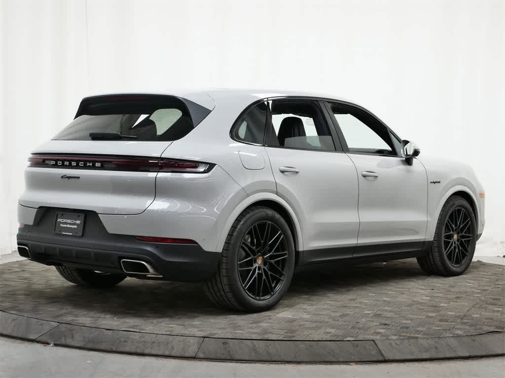 Thumbnail: 2025 Porsche Cayenne - 7