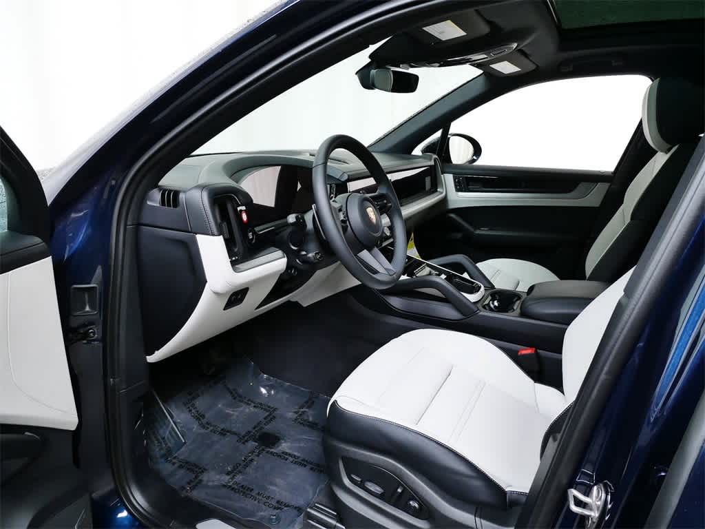 Thumbnail: 2025 Porsche Cayenne - 4