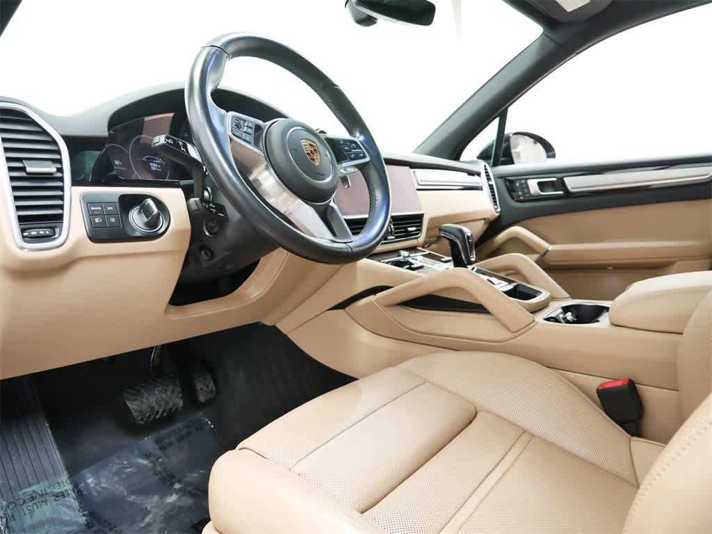 Thumbnail: 2023 Porsche Cayenne - 4