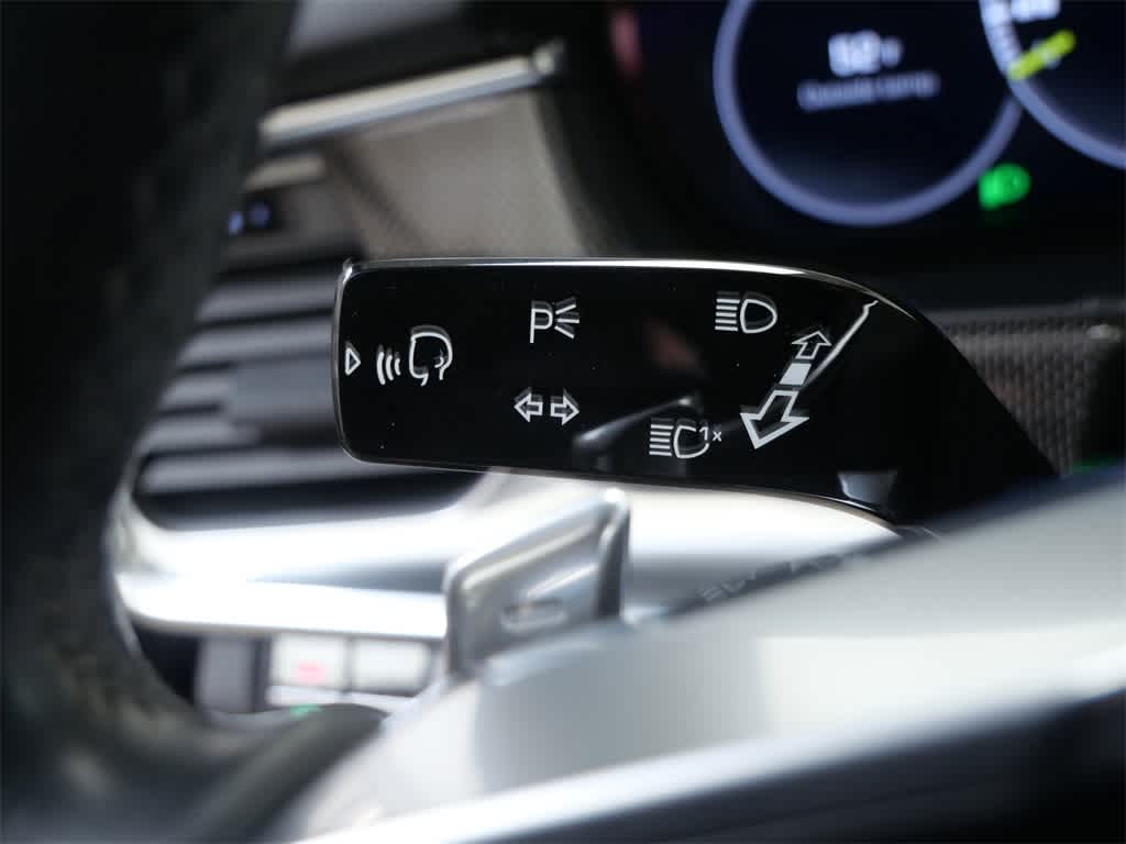 Thumbnail: 2018 Porsche Panamera - 21