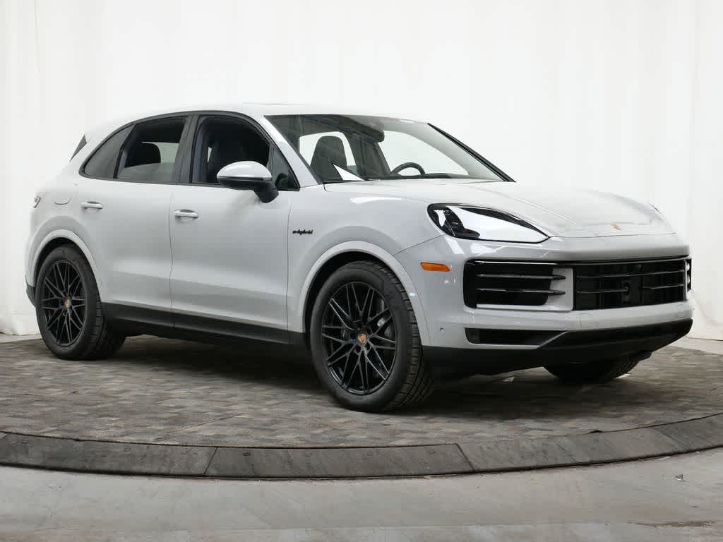 Thumbnail: 2025 Porsche Cayenne - 9