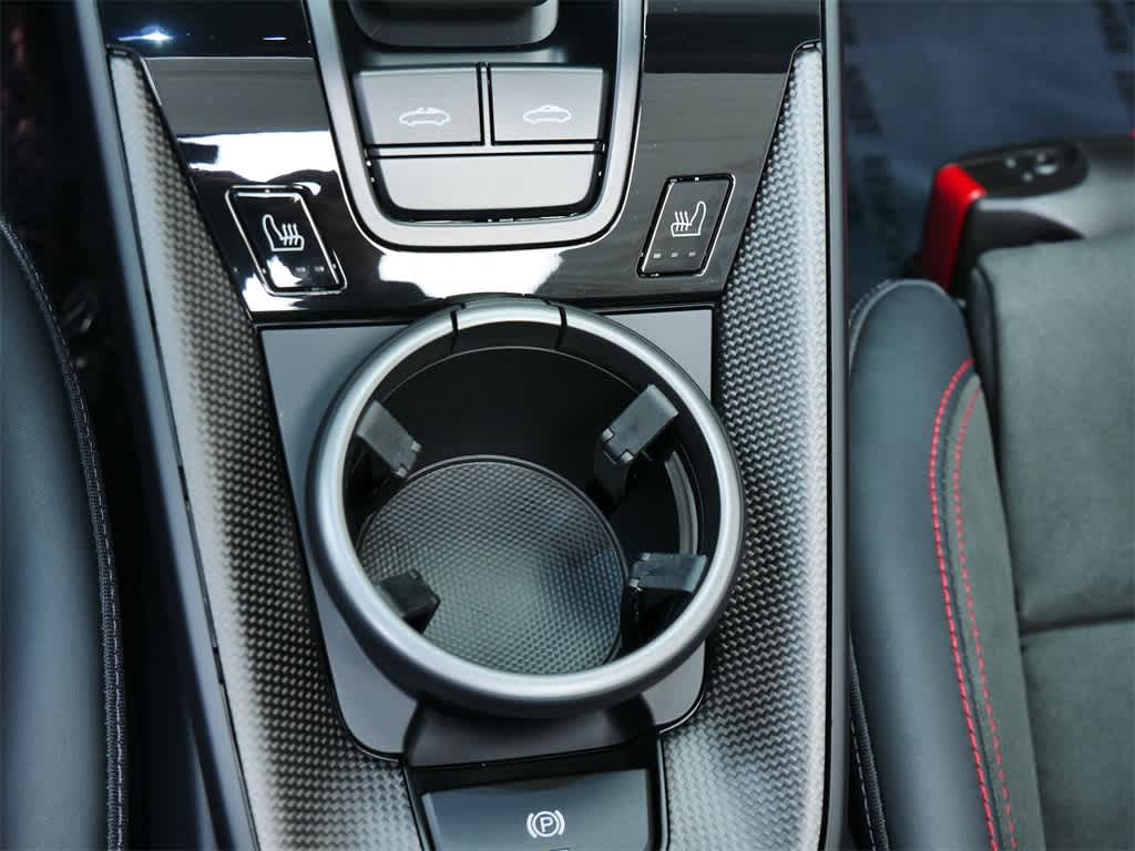 Thumbnail: 2025 Porsche 911 - 22