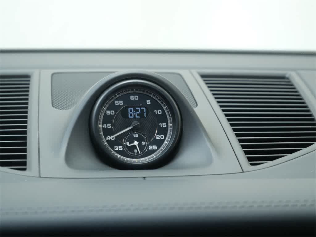 Thumbnail: 2025 Porsche Macan - 24