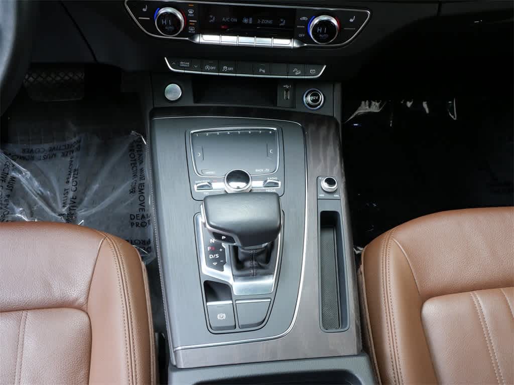 Thumbnail: 2020 Audi Q5 - 19