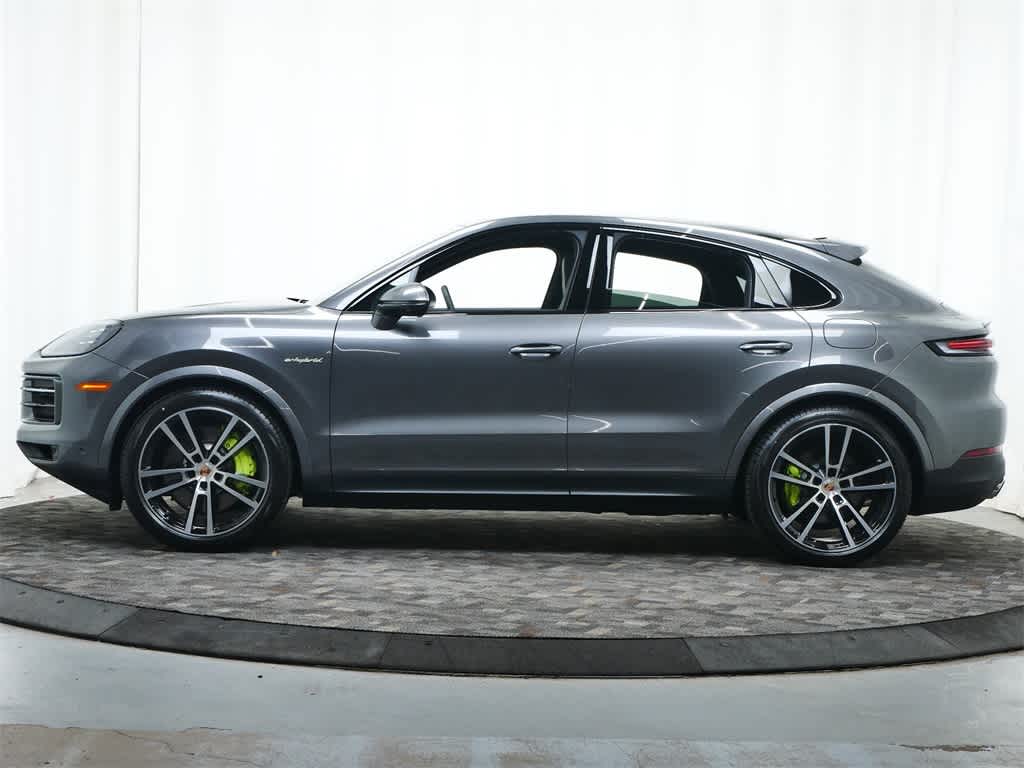 Thumbnail: 2025 Porsche Cayenne - 2